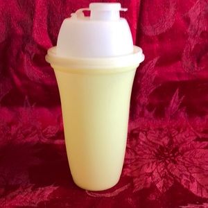 Vintage Tupperware Flip top lid container